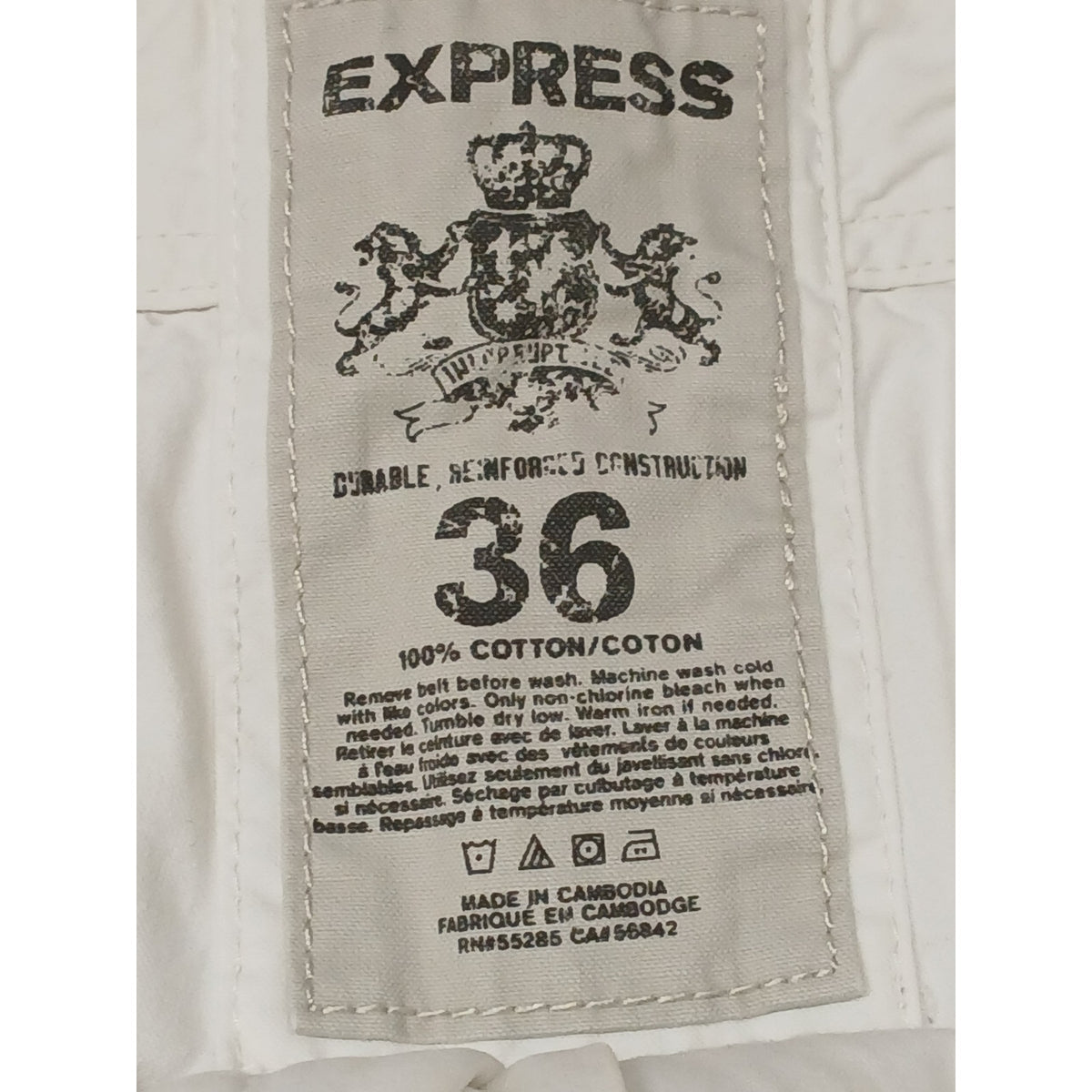 Express (36) White Board Walking Dress Chino Shorts