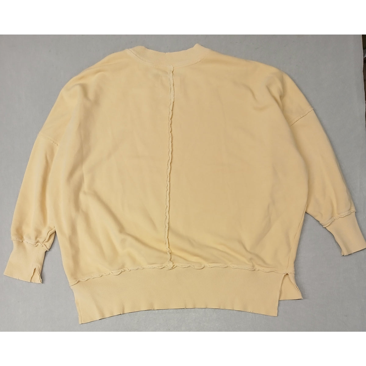 Aries (XS) Yellow Long Sleeve Stretch Pullover Sweatshirt