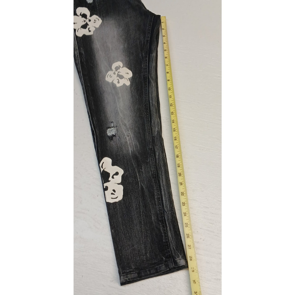 Southpole (36x30) Black Skinny Straight Denim Jeans