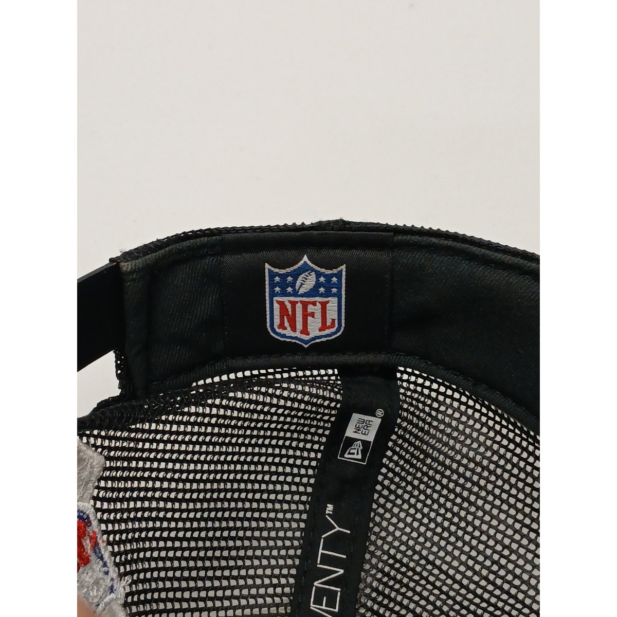 New Era (OSFM) Black NFL Pittsburgh Steelers Half Mesh Snapback Cap