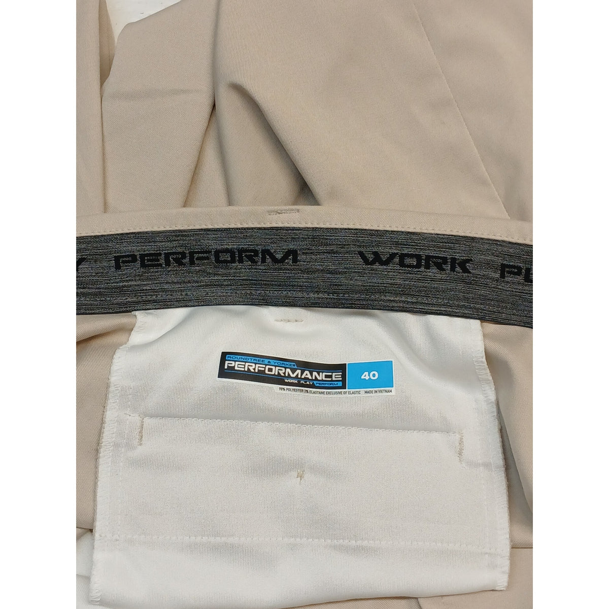 Roundtree & Yorke (40) Beige DriFit Performance Chino Shorts