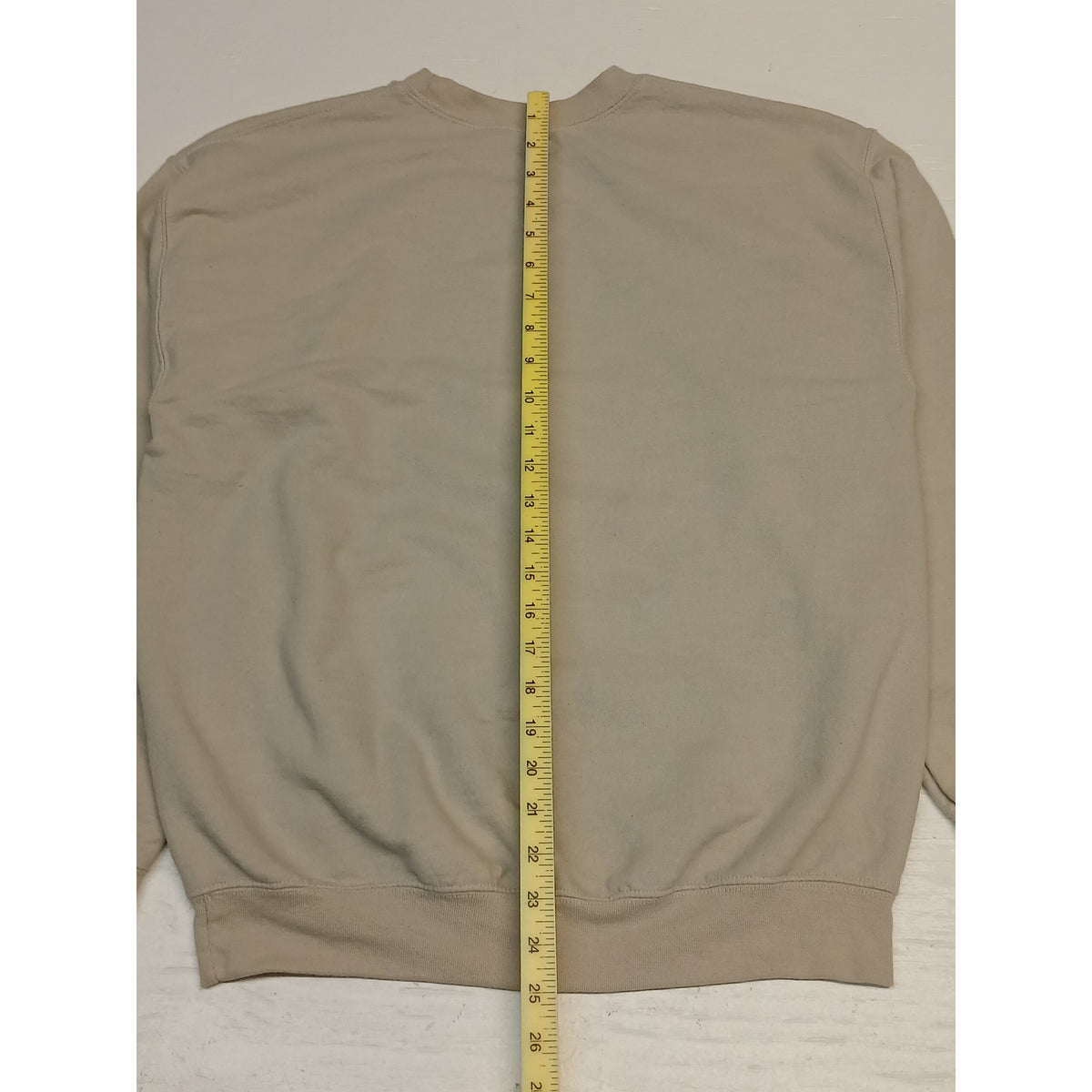 Gildan Heavy Blend (Medium) Beige Graphic Pullover Sweater