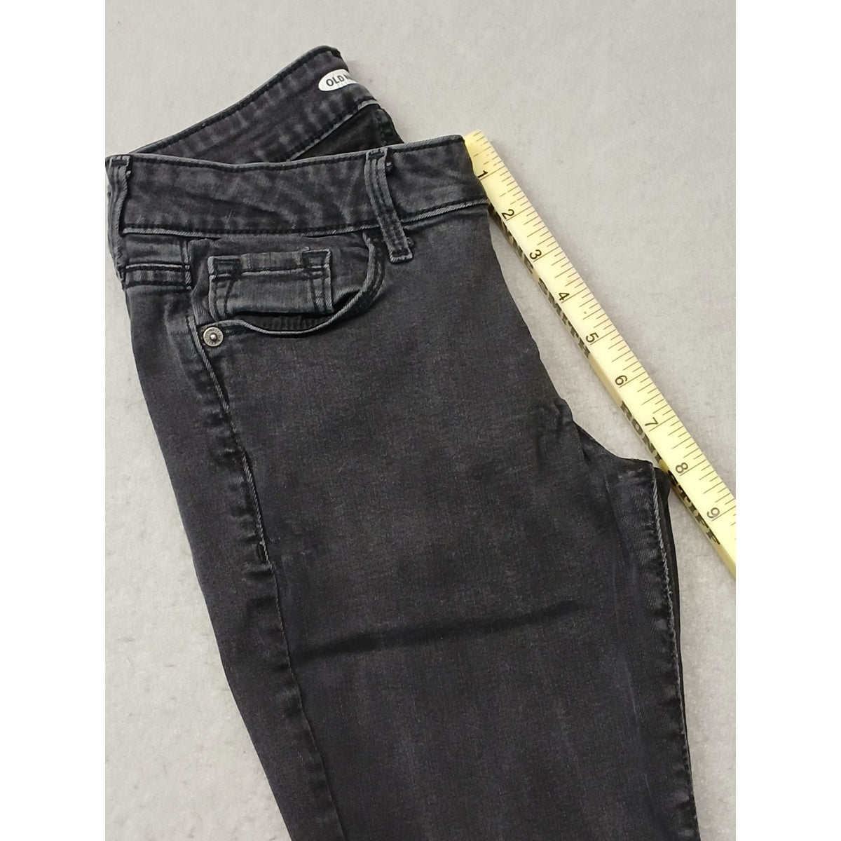 Old Navy (4) Women's Black Rockstar Super Skinny Jeans