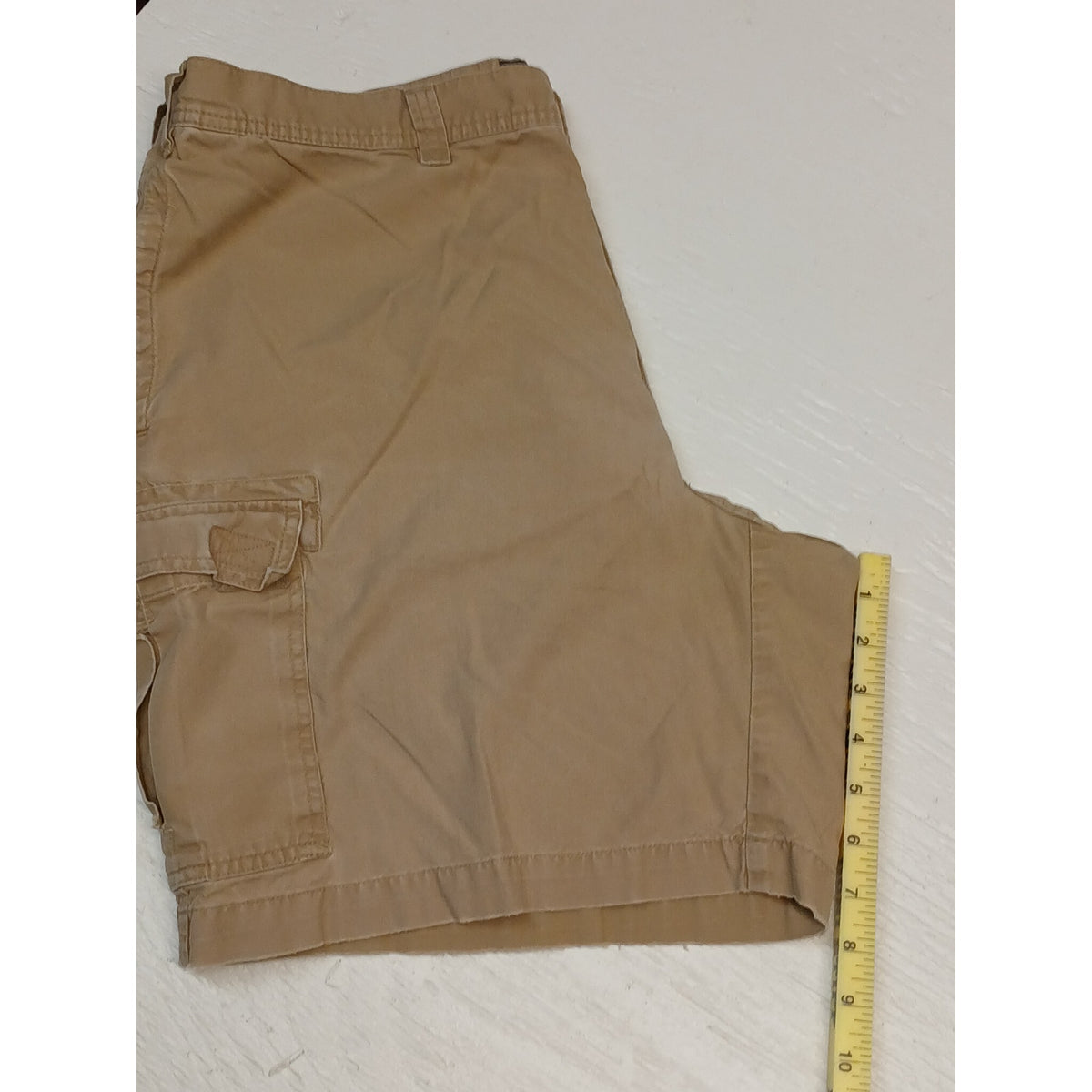 Eddie Bauer (36) Tan Cargo Style Khaki Dress Shorts