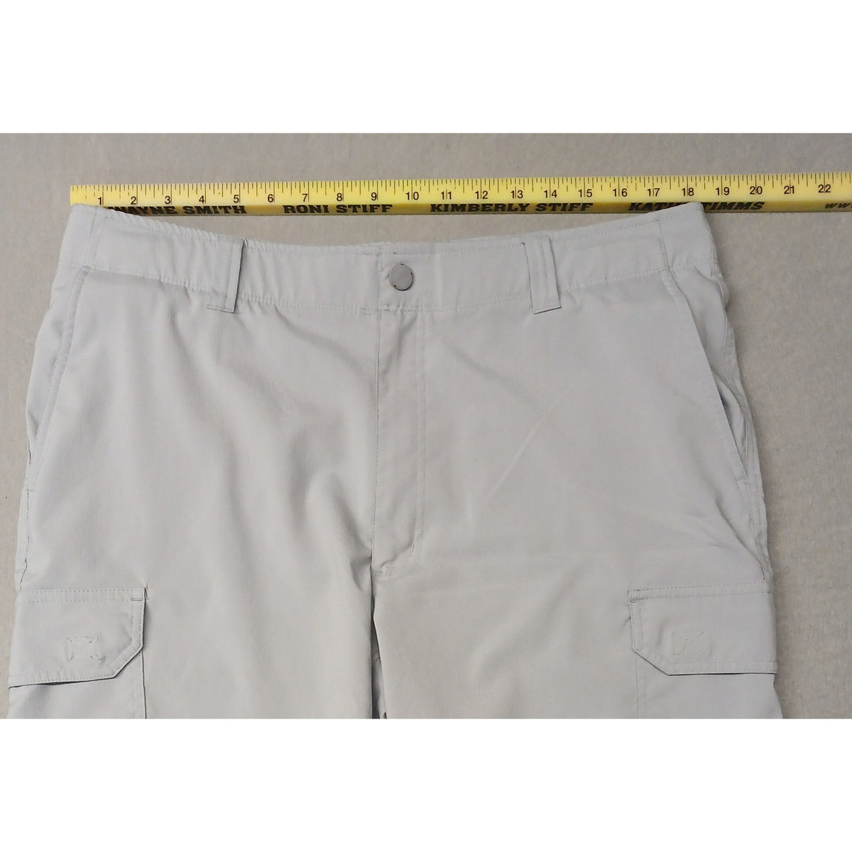 Roundtree & Yorke (36) Gray Perfromance Dri-Fit Cargo Shorts