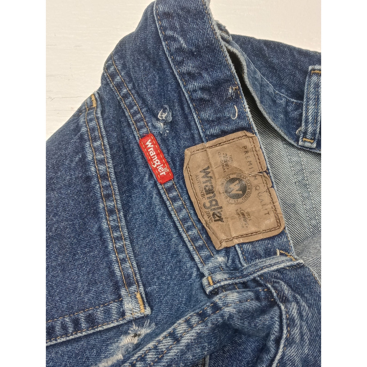 Wrangler (40x32) Men's Straight Fit Blue Denim Jeans