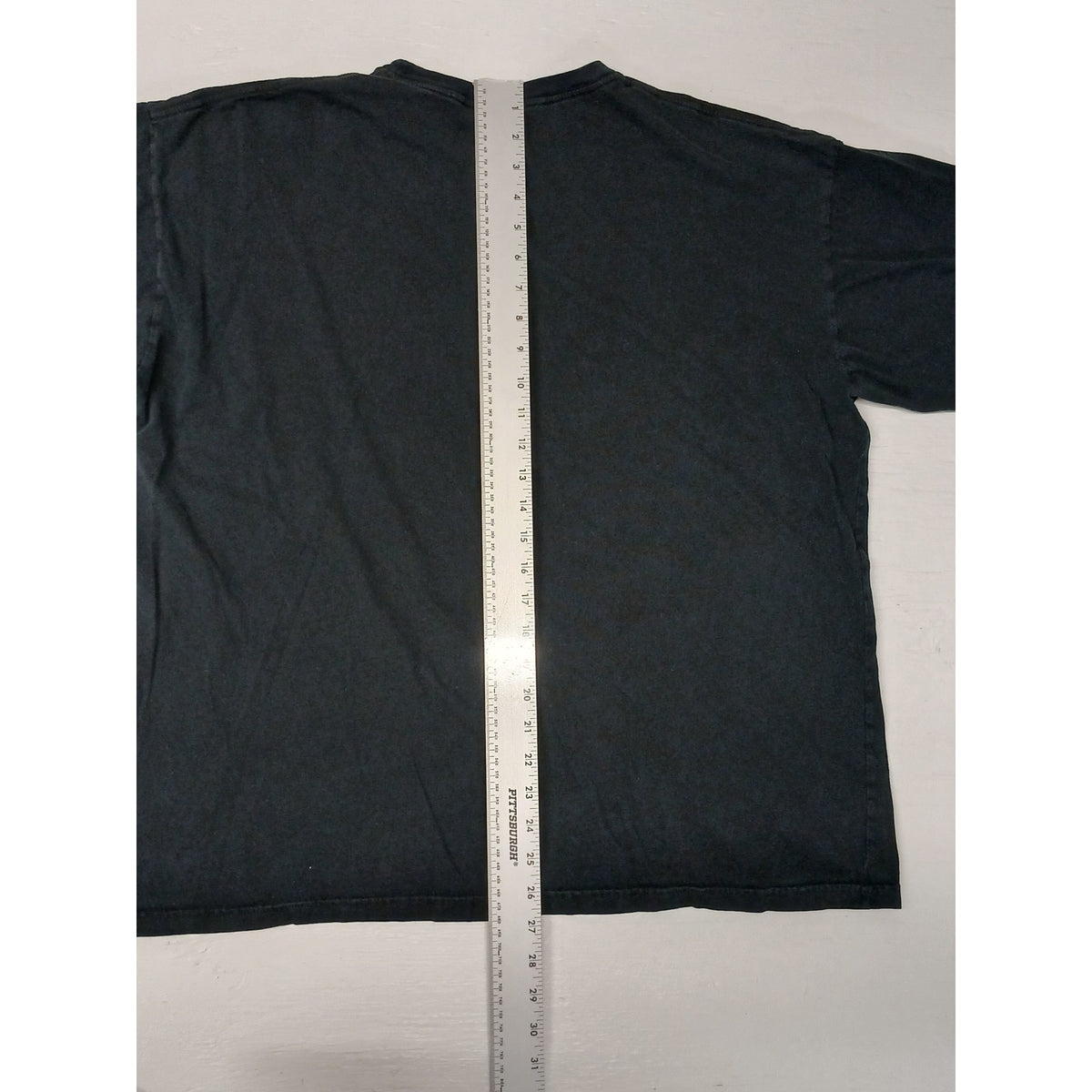 Carlos Santana (25x27) Black Short Sleeve Crew Neck TShirt