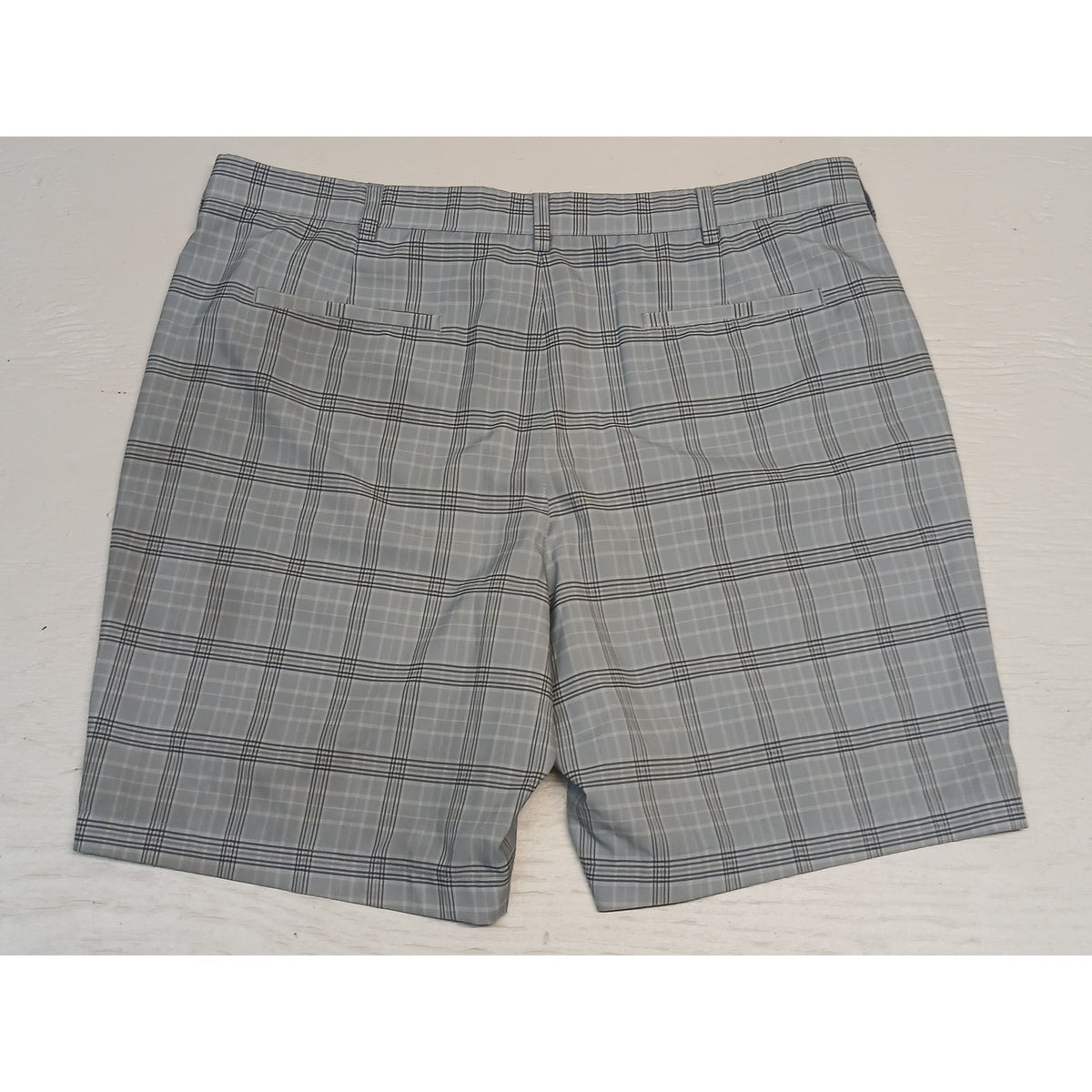Perry Ellis (40) Gray Plaid Flat Front Dress Chino Shorts
