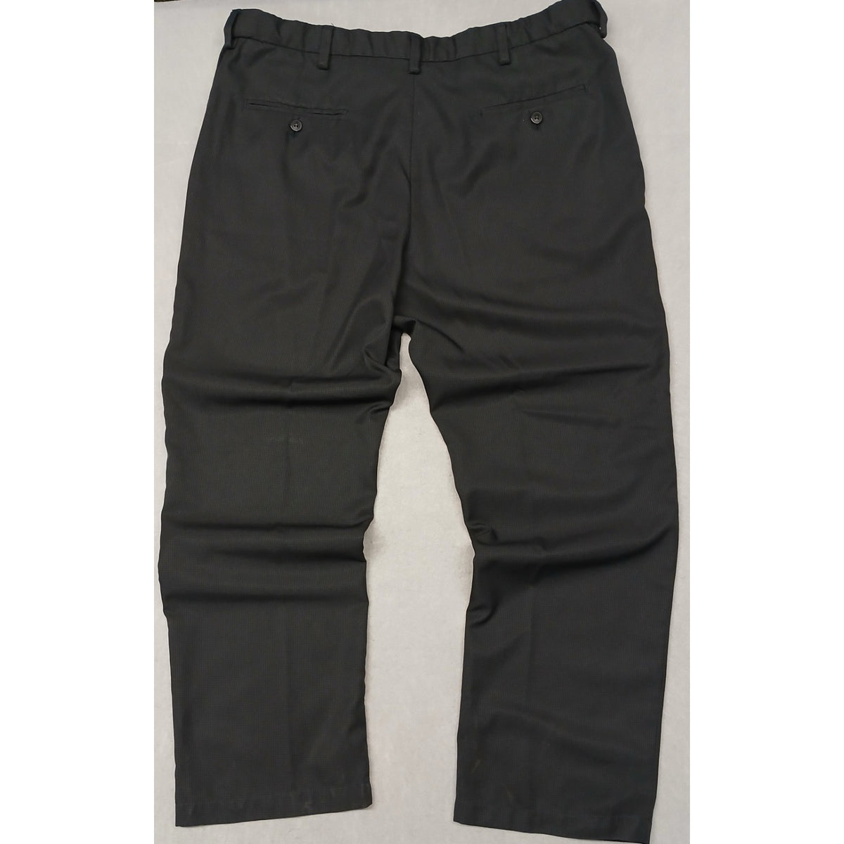 Haggar (38x30) Men's Classic Dri Fit Black Plaid Dress Pants