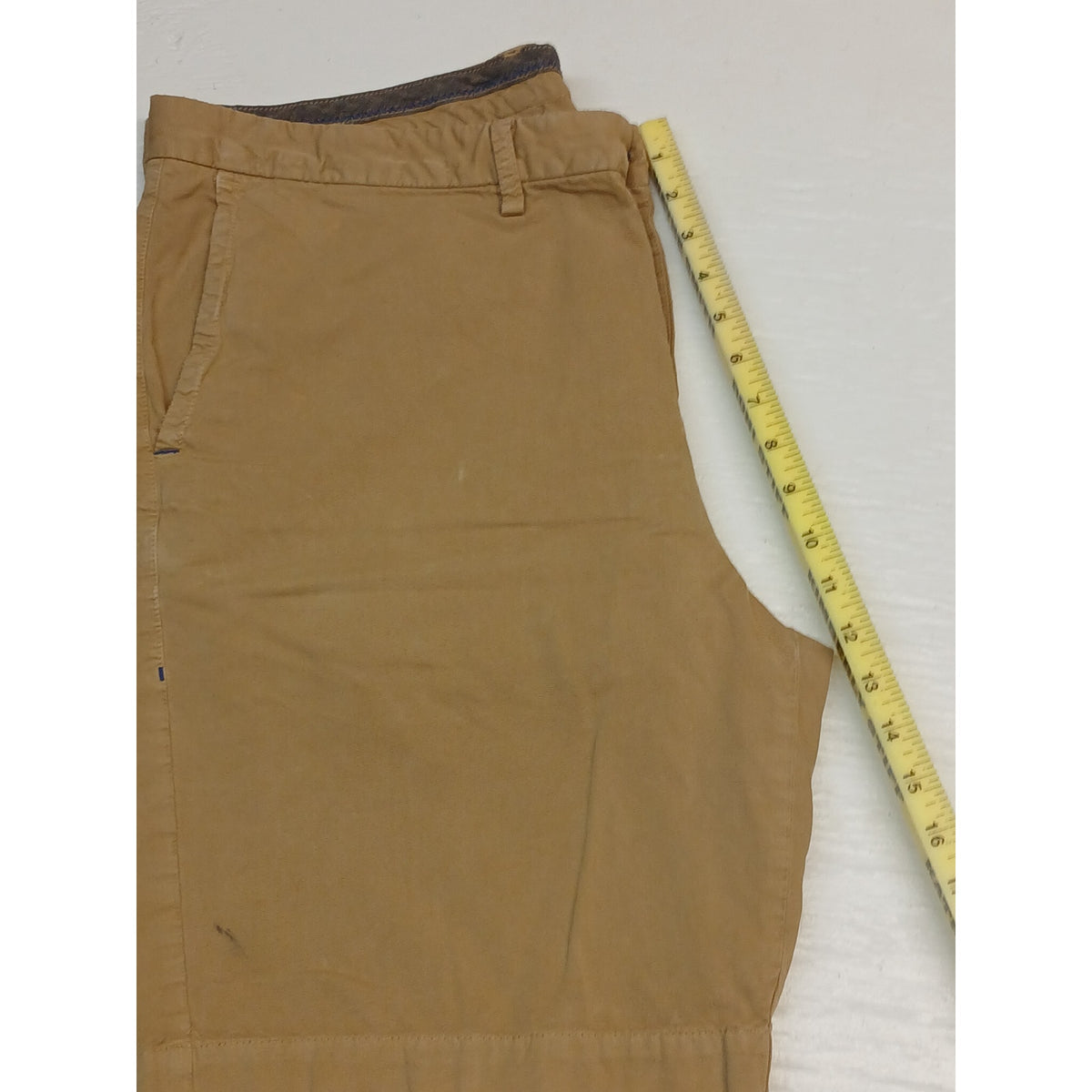 Tommy Bahama (40) Tan Casual Relaxed Fit Khaki Chino Shorts