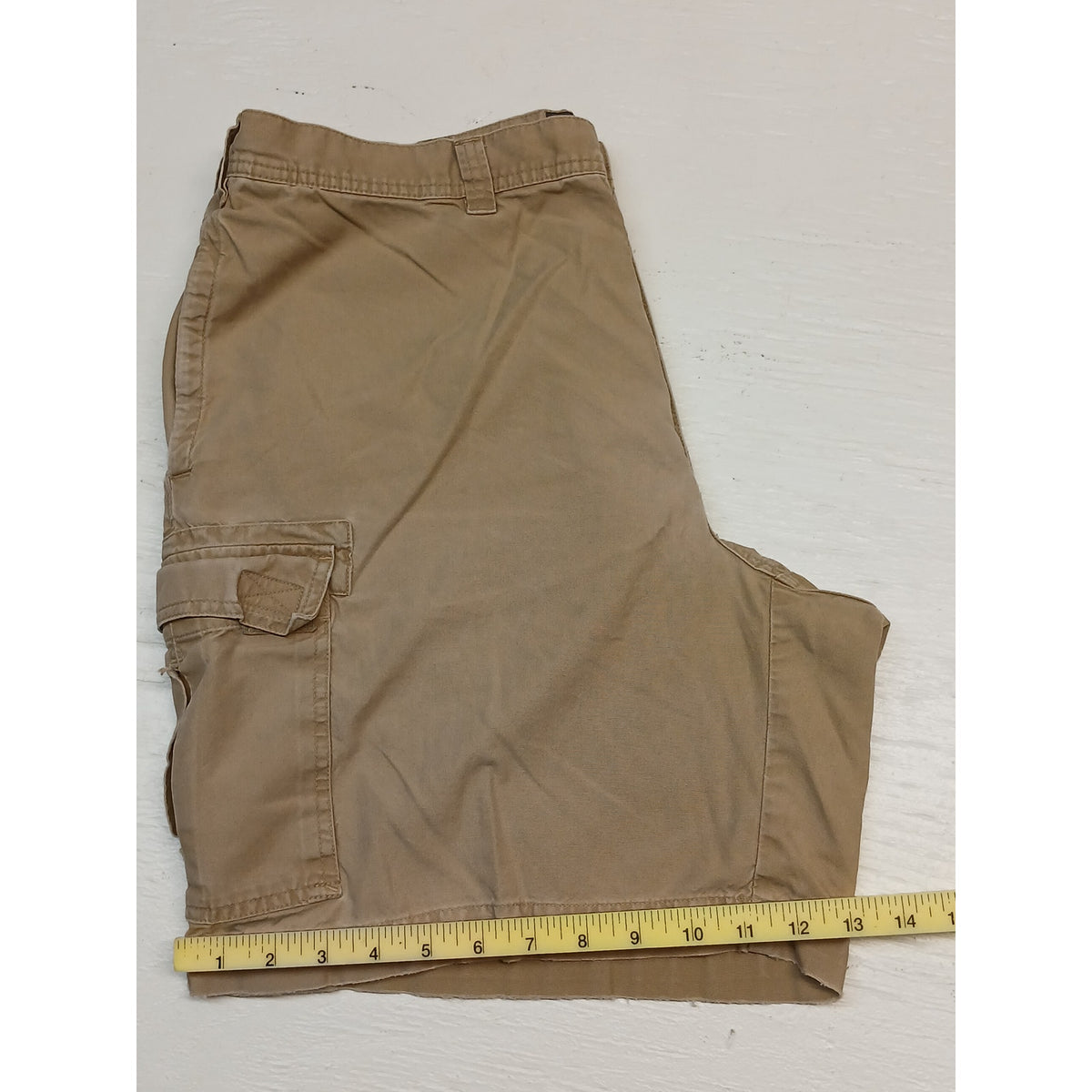 Eddie Bauer (36) Tan Cargo Style Khaki Dress Shorts