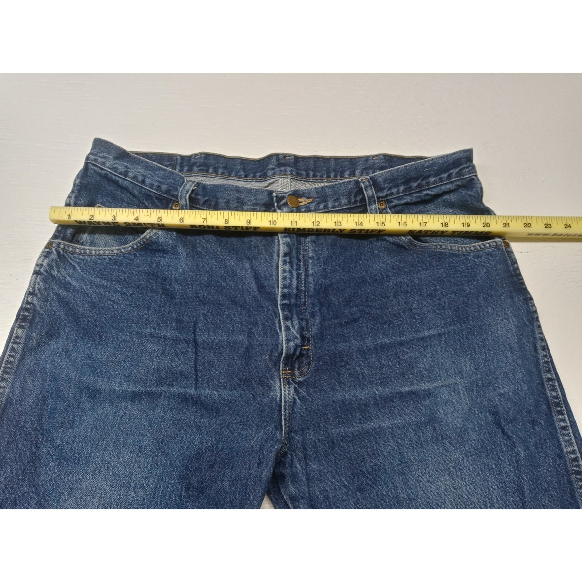 Wrangler (40x32) Men's Straight Fit Blue Denim Jeans