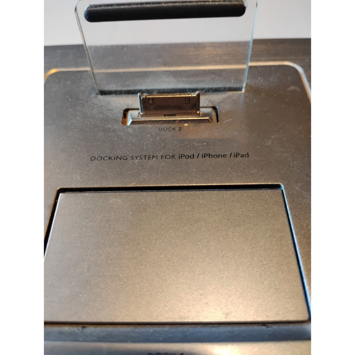 iPad Vintage Multi Station/Radio DC39037