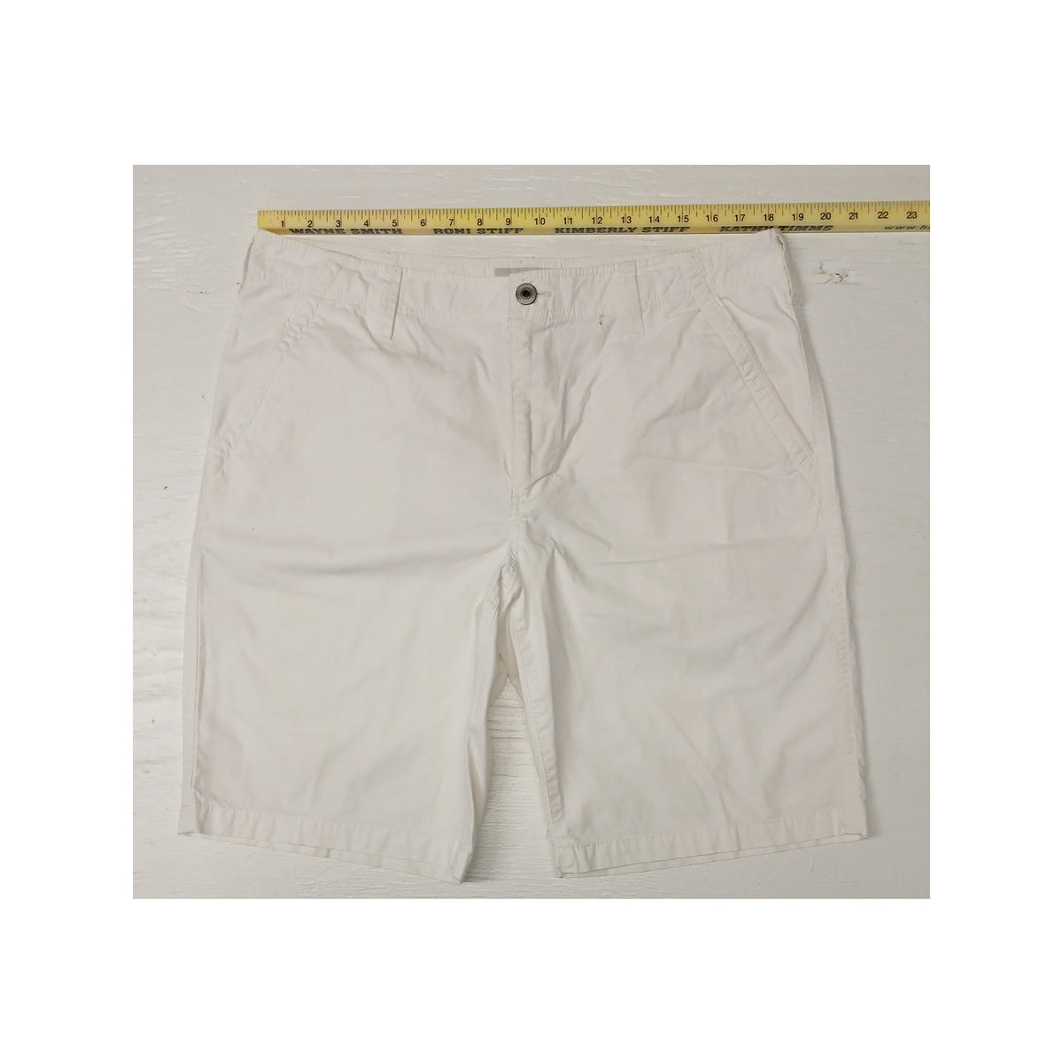 Express (36) White Board Walking Dress Chino Shorts