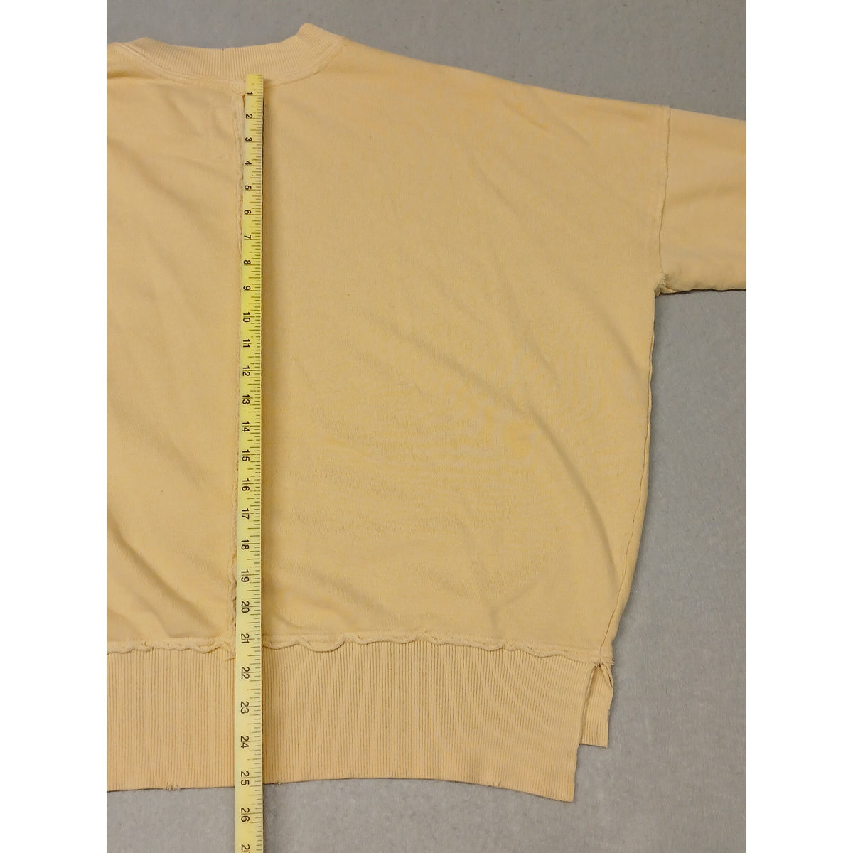 Aries (XS) Yellow Long Sleeve Stretch Pullover Sweatshirt