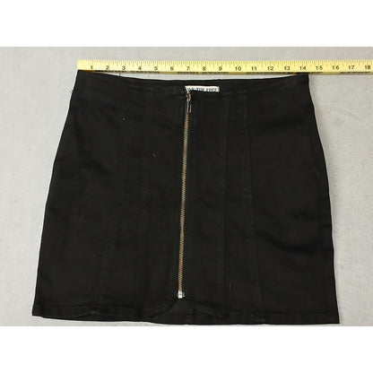 We The Free (4) Black Zip Front Denim Mini Skirt