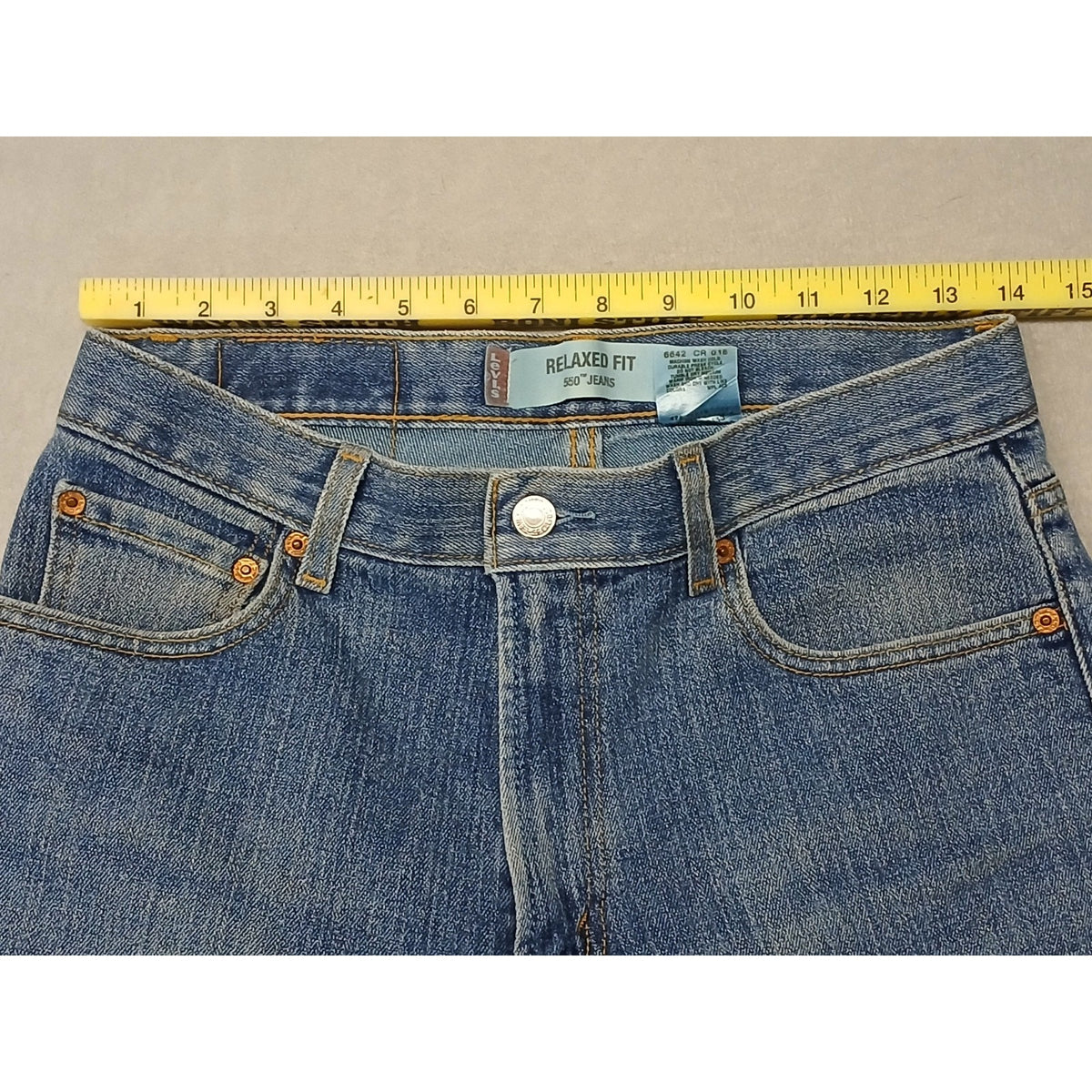 Levis (30x32) Men's 550 Straight Leg Blue Denim Jeans