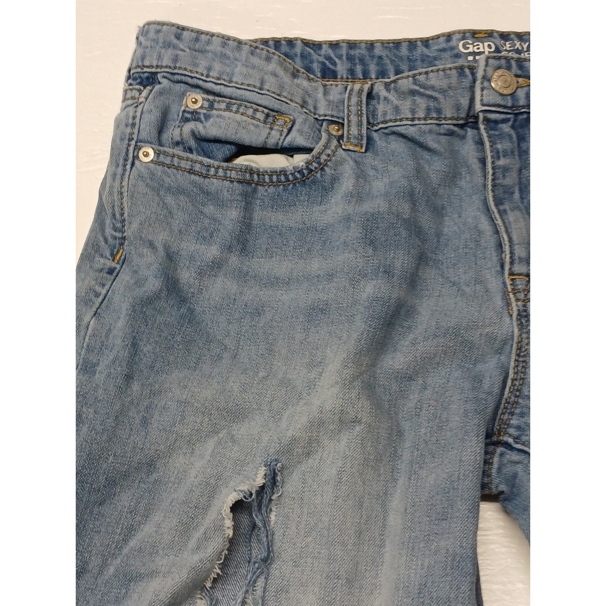Gap Sexy Boyfriend (10) Relaxed Fit Ripped Blue Denim Jeans