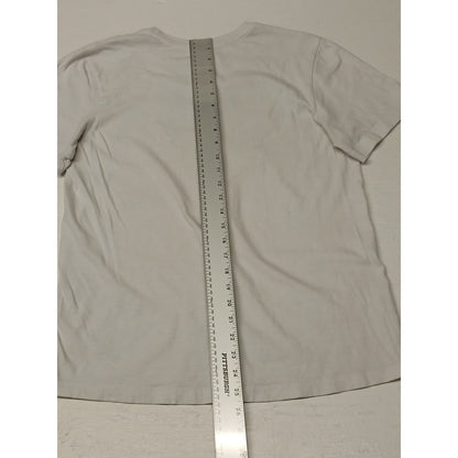 The Nike Tee (Meduim) White Crew Neck Short Sleeve TShirt