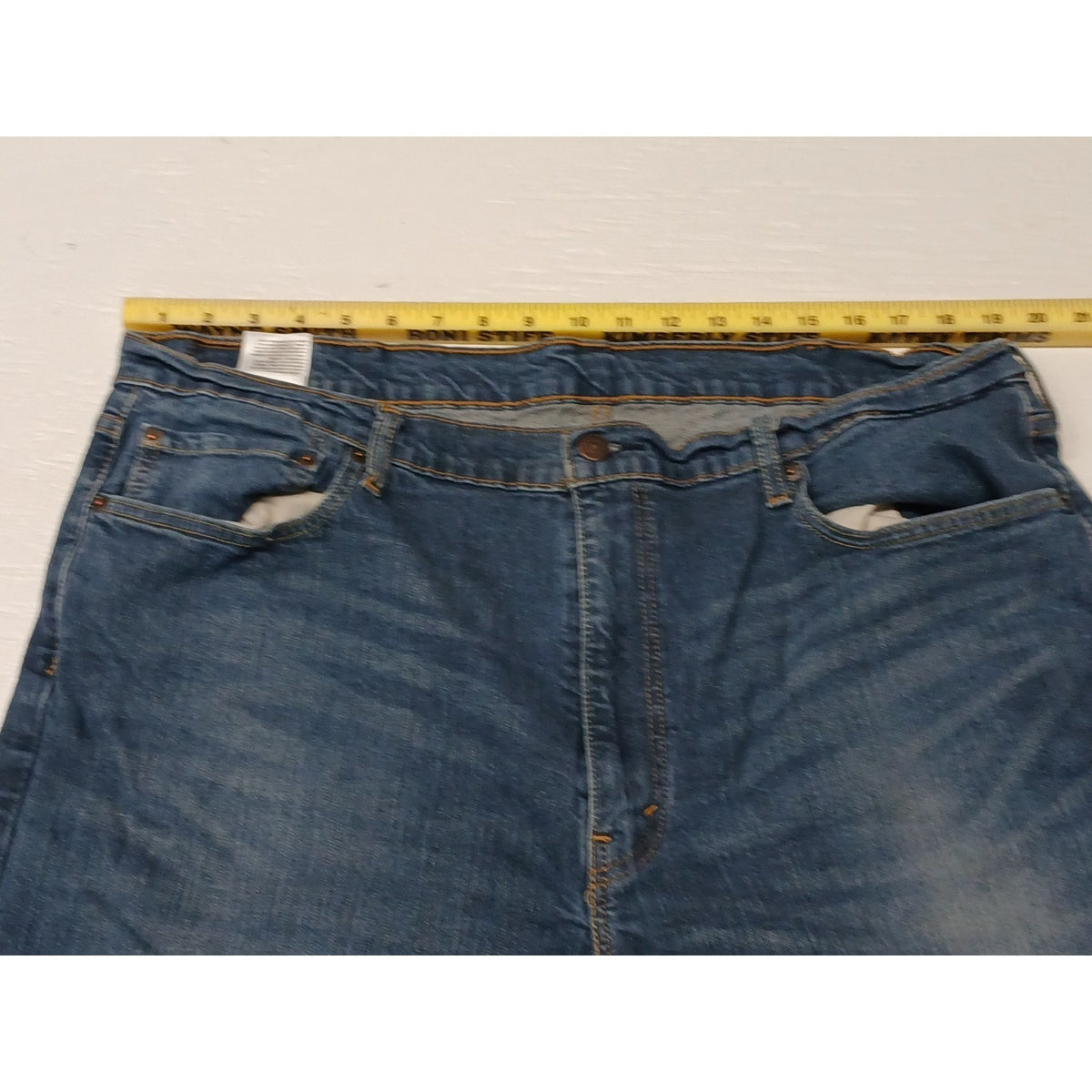 Levi's (42x32) Relaxed Straight Boot Cut Blue Denim Jeans