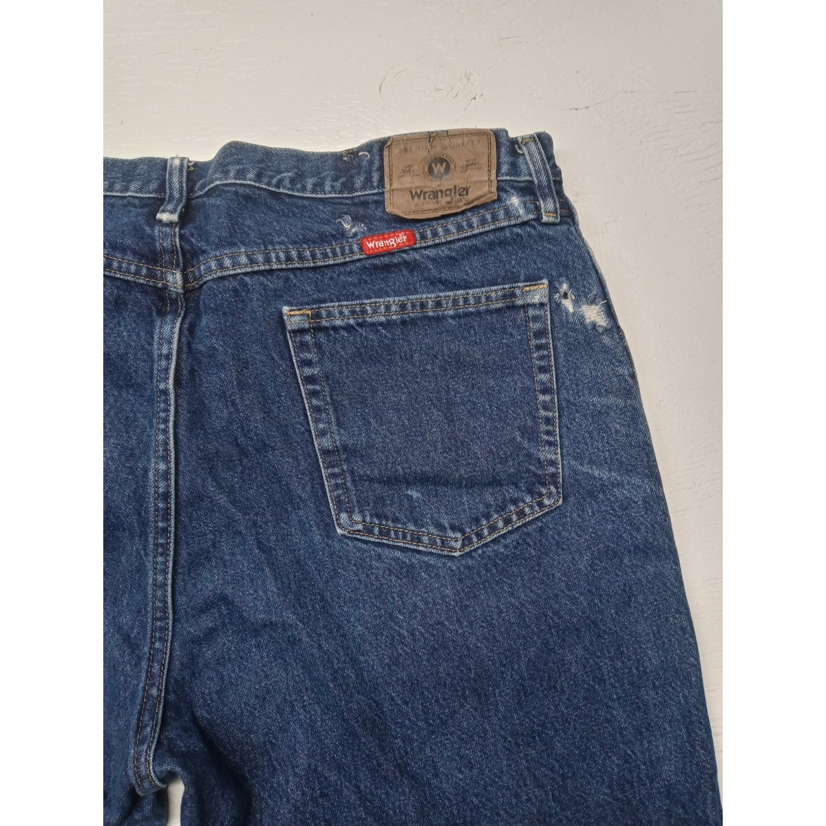 Wrangler (40x32) Men's Straight Fit Blue Denim Jeans