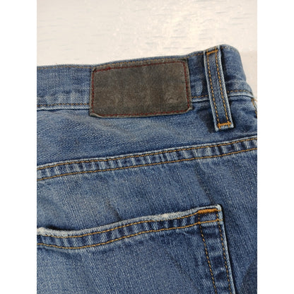 Adam Levine (34x30) Men's Relaxed Straight Blue Denim Jeans