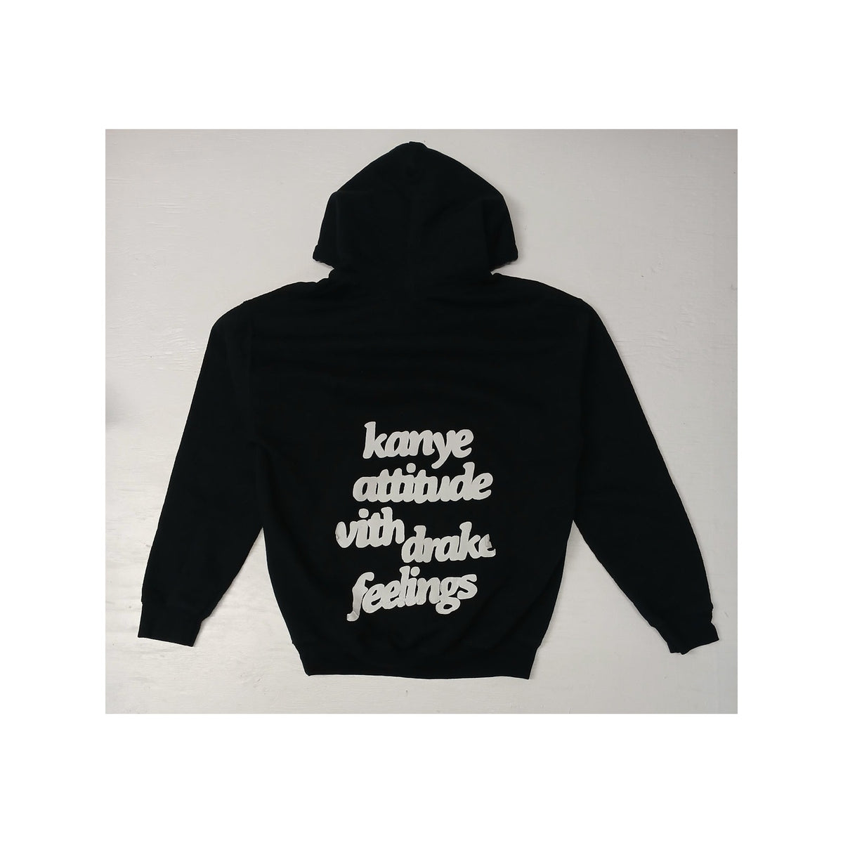 Gildan (Medium) Black Pocket Back Printed Pullover Hoodie