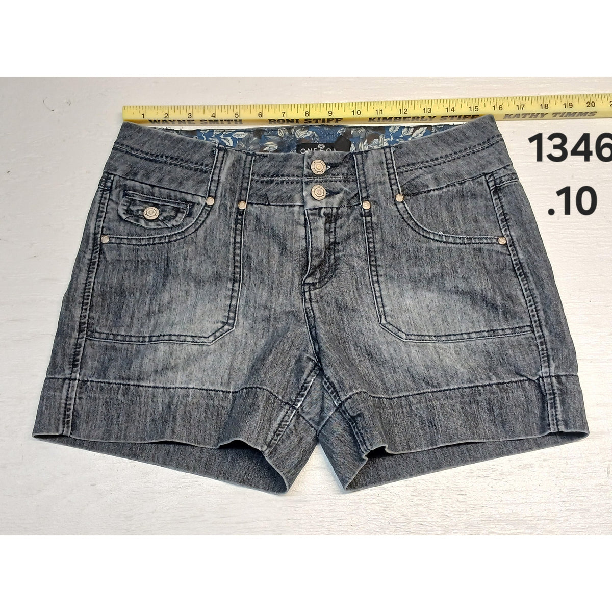 One 5 One (6) Grey Distressed Stretched Cuffed Shorts