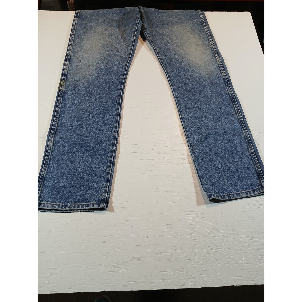 Wrangler (38 X 34) Men's Straight Leg Blue Denim Jeans
