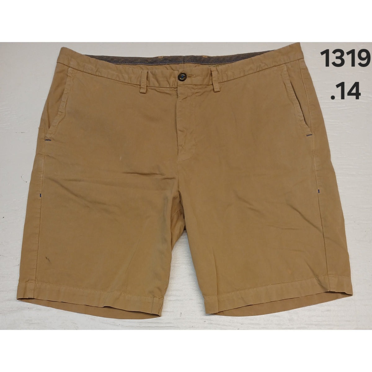 Tommy Bahama (40) Tan Casual Relaxed Fit Khaki Chino Shorts