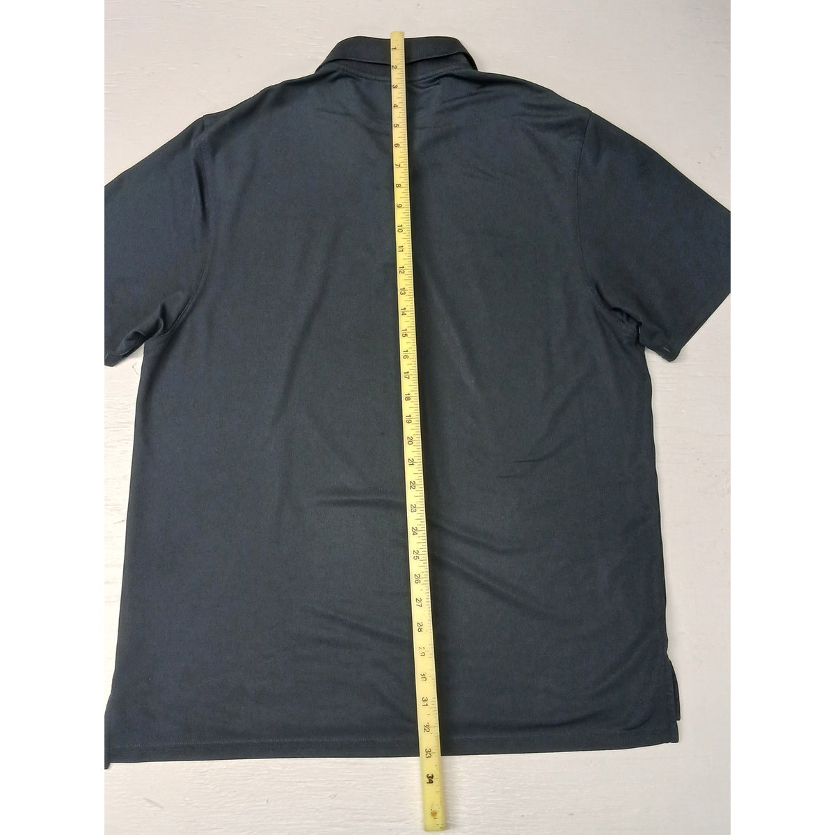 Under Armour (XL) Black Loose Short Sleeve DriFit Polo Shirt