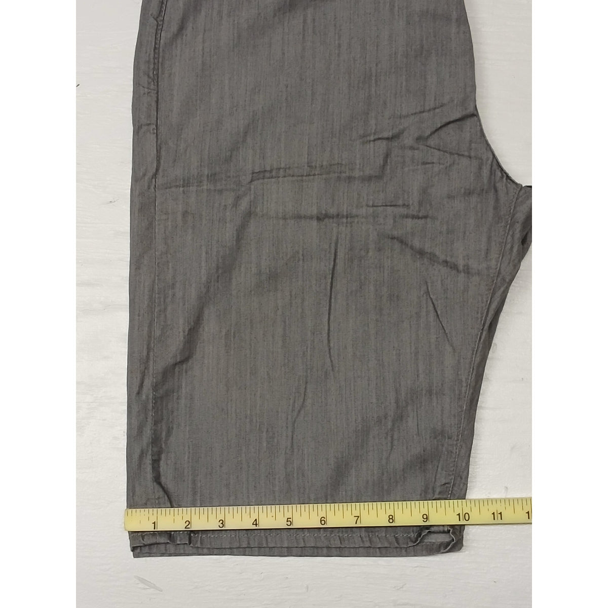 GAP 1969 (35) Gray Dri-Fit Straight Fit Dress Chino Shorts