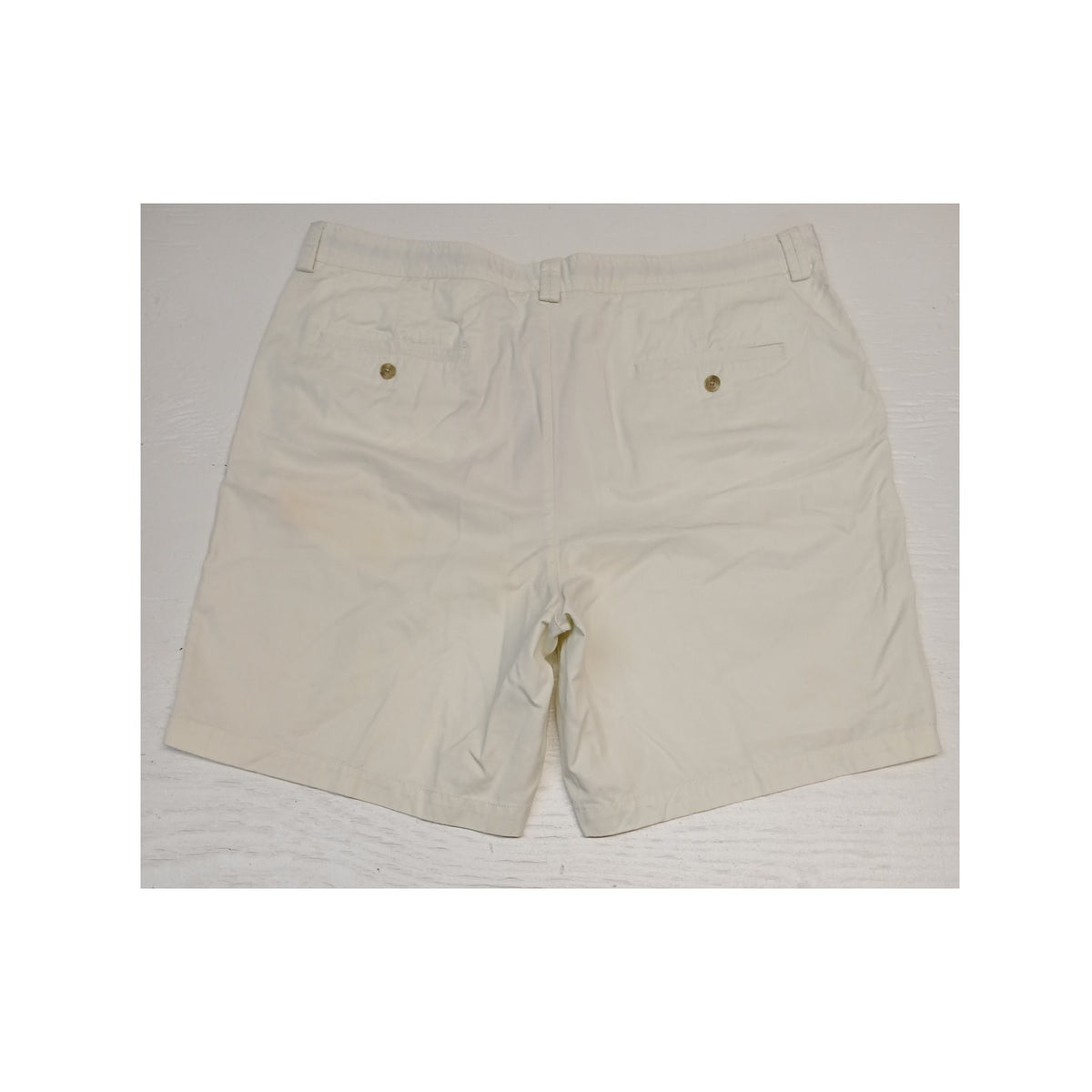 Tommy Bahama (40) Cream Casual Walking Khaki Chino Shorts