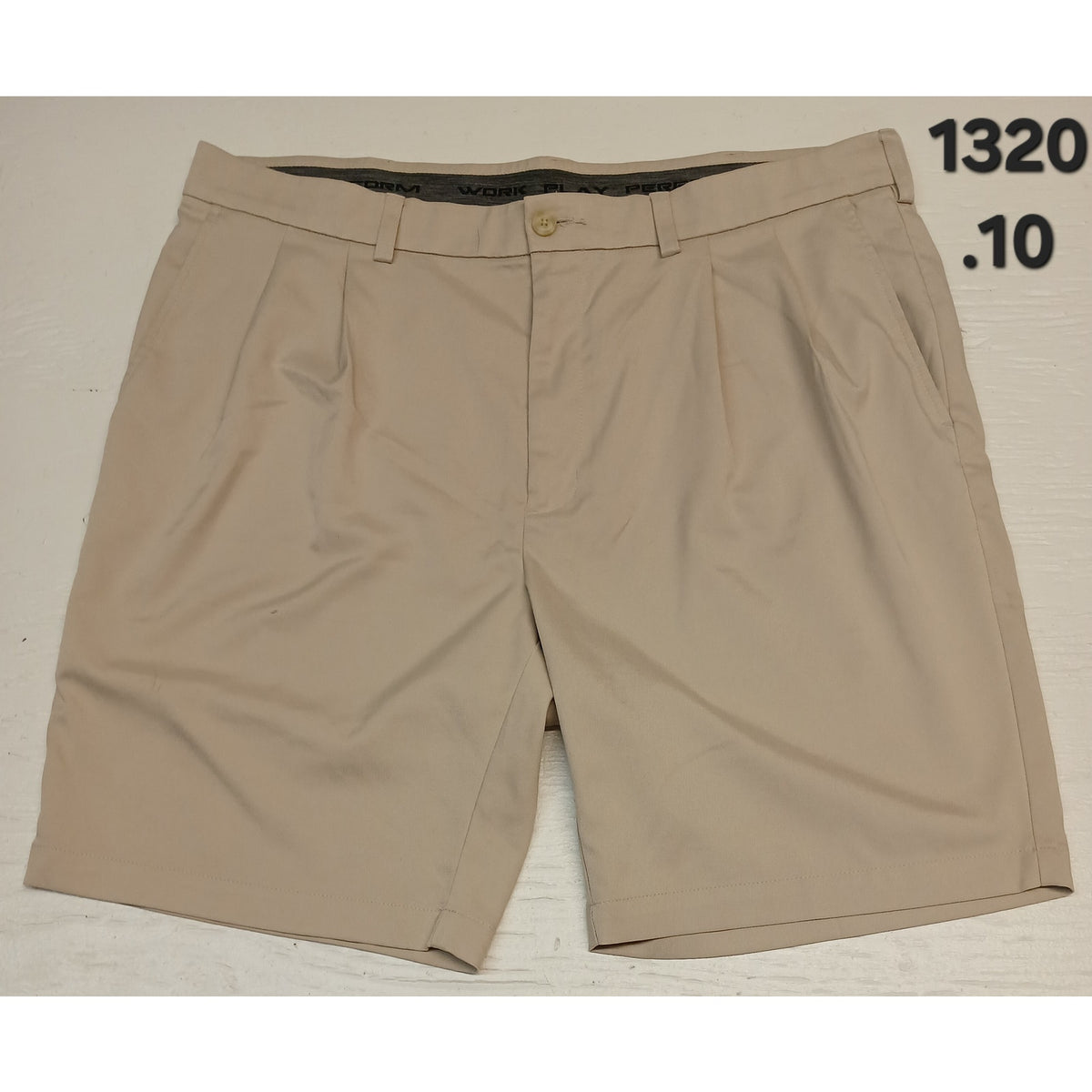 Roundtree & Yorke (40) Beige DriFit Performance Chino Shorts