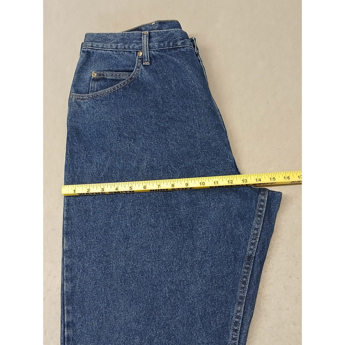 Wrangler (40x32) Men's Relaxed Straight Leg Blue Denim Jeans