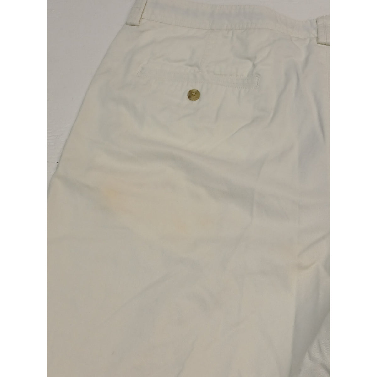 Tommy Bahama (40) Cream Casual Walking Khaki Chino Shorts