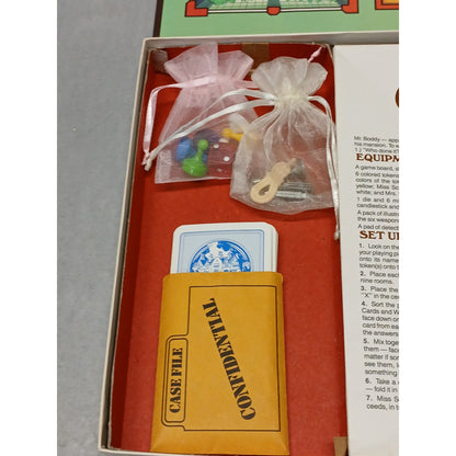 Parker Brother CLUE Vintage Board Game No. 0045