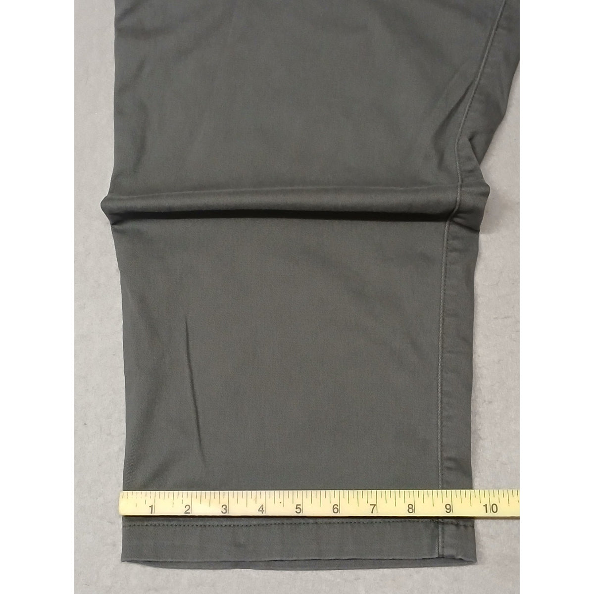 Lees (58x32) Gray Extreme Motion Relaxed Taper Stretch Pants
