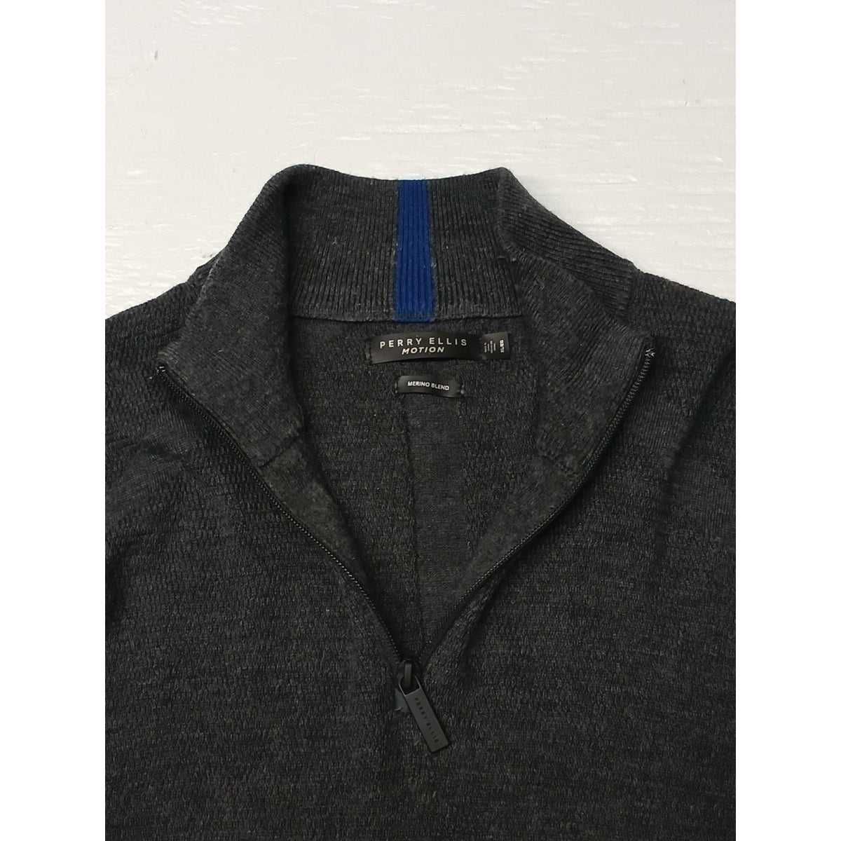 Perry Ellis Motion Merino Blend (XL) Gray Zip Sweatshirt