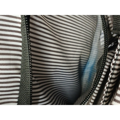 PKG (15”) Laptop Messenger Bag Carry Crossbody Gray 10L Pre Owned