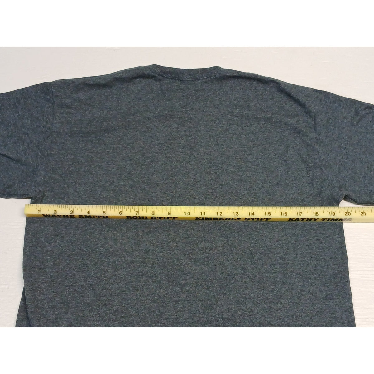 Grinch (Medium) Charcoal Crew Neck Short Sleeve TShirt
