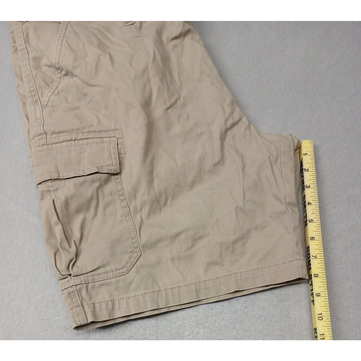 Croft & Barrow (40) Men's Beige Khaki Cargo Chino Shorts