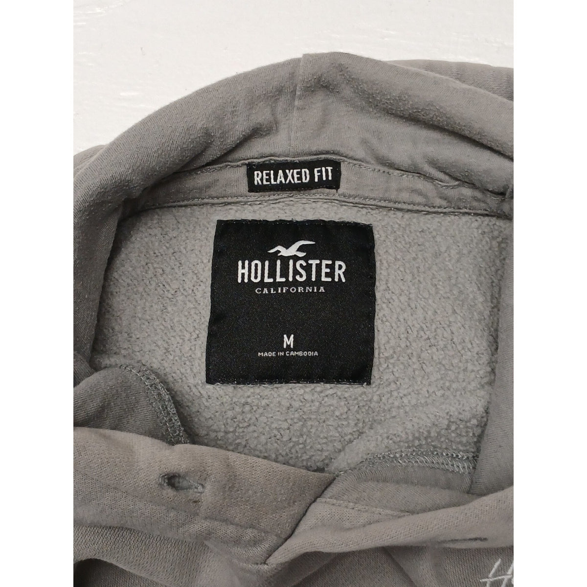 Hollister (Medium) Men's Gray Relaxed Fit Hoodie Sweatshirt