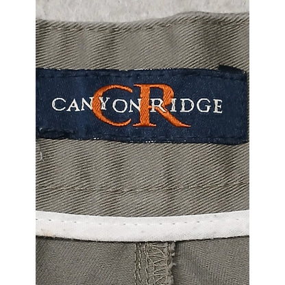 Canyon Ridge (52) Men's Gray Cargo Khaki Relaxed Shorts