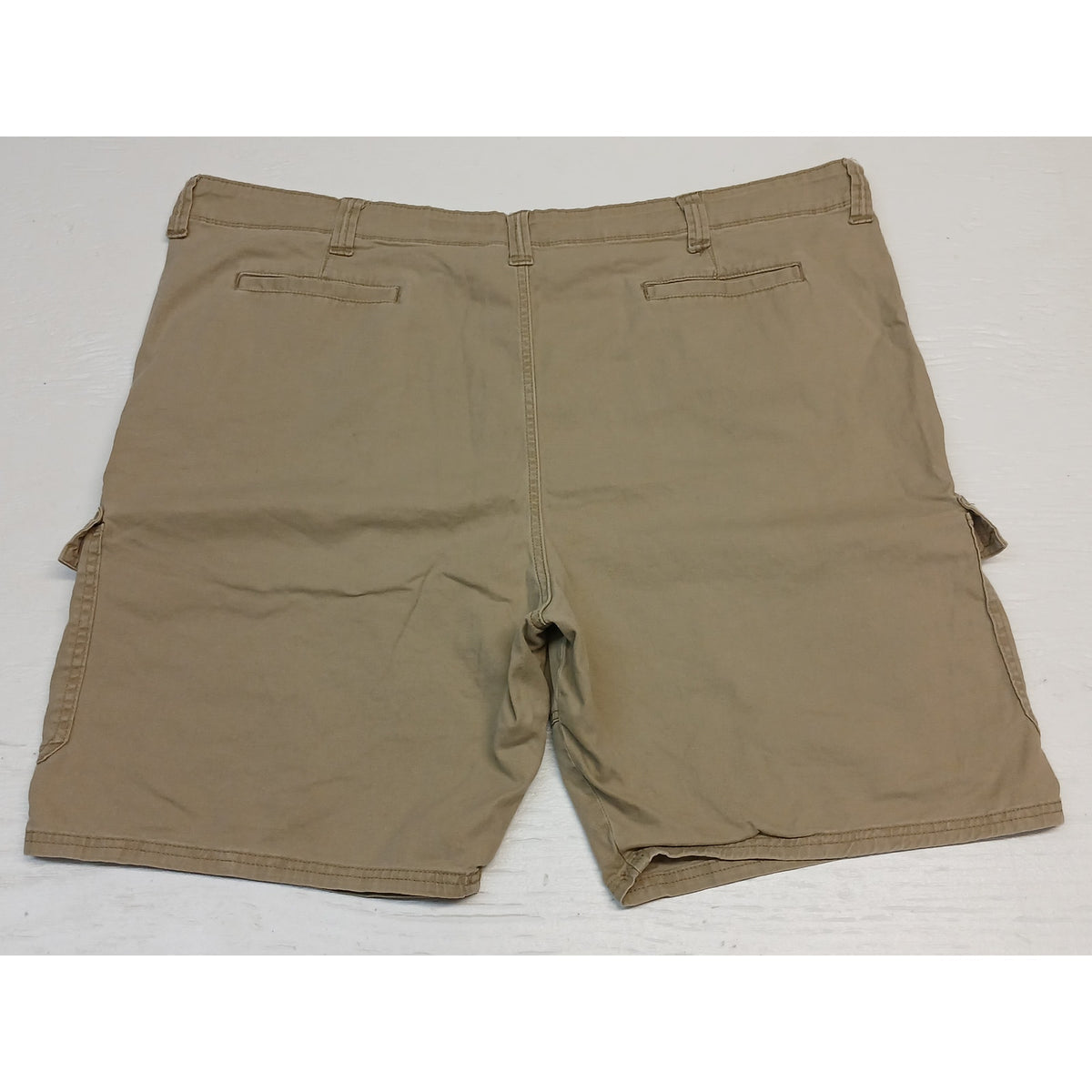 Wrangler (46) Tan Relaxed Fit Cargo Casual Khaki Shorts
