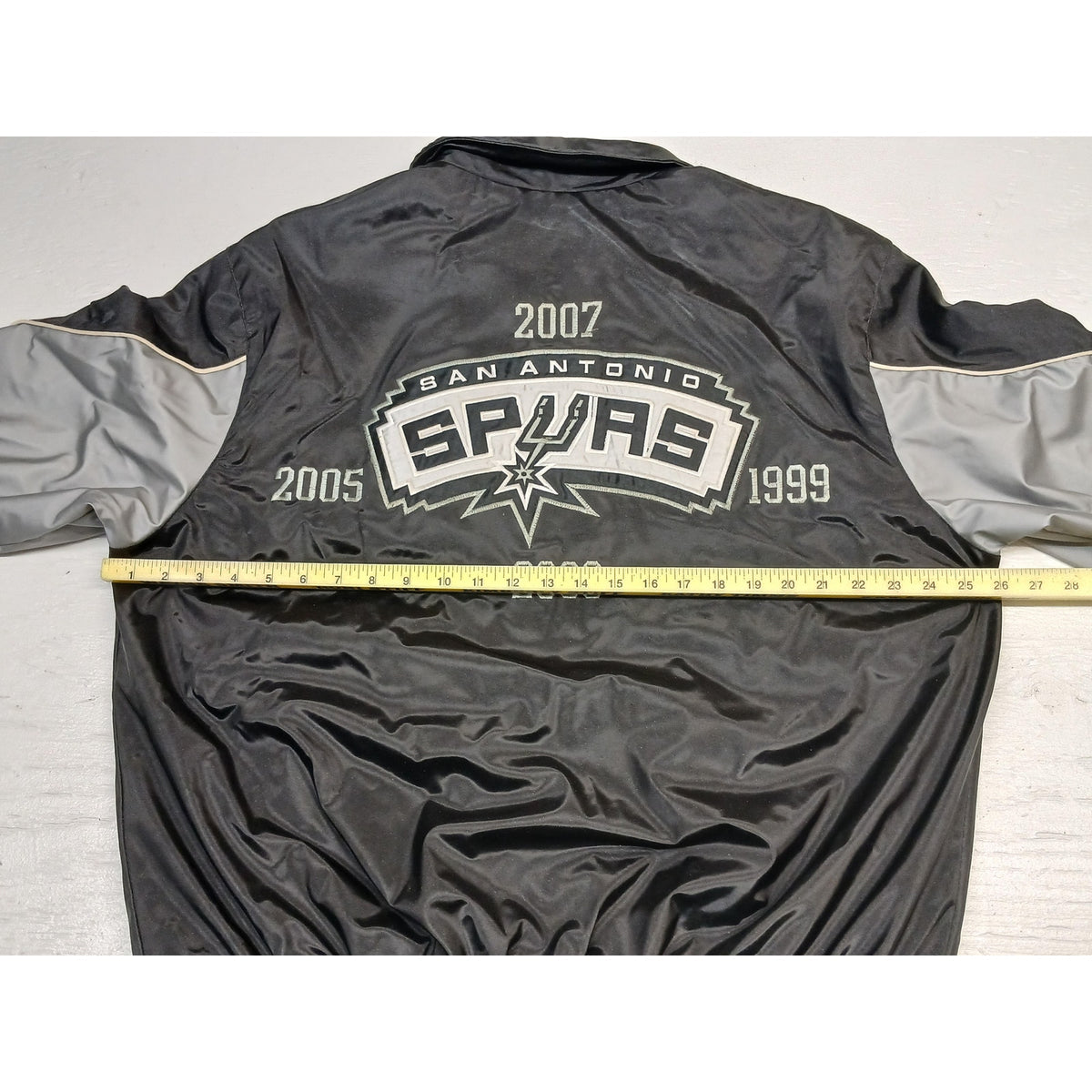 NBA (L) Vintage Spurs Multi-Championship Leather Jacket