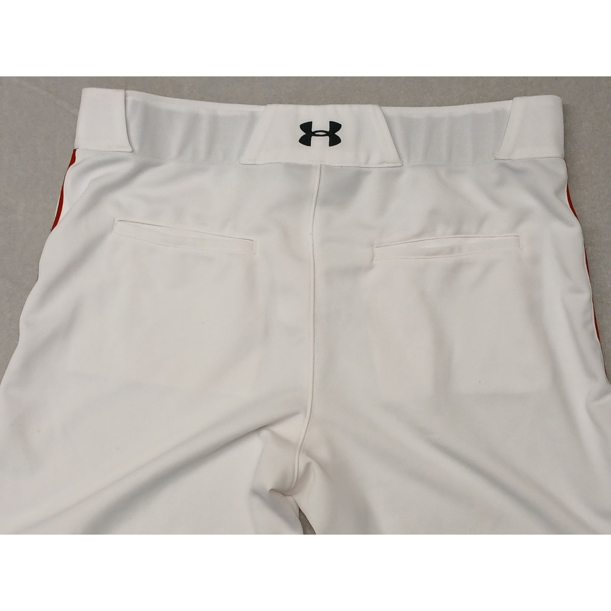Under Armour (XL) White Red Pin Stripe Sports Stretch Pants