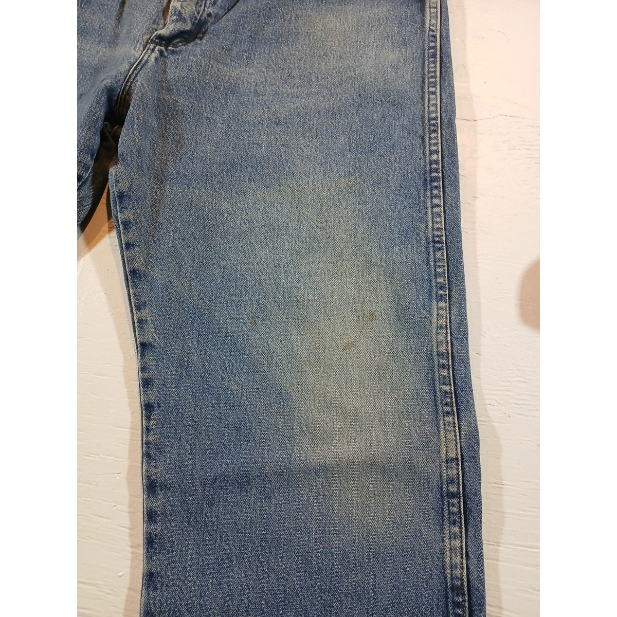 Wrangler (38 X 34) Men's Straight Leg Blue Denim Jeans