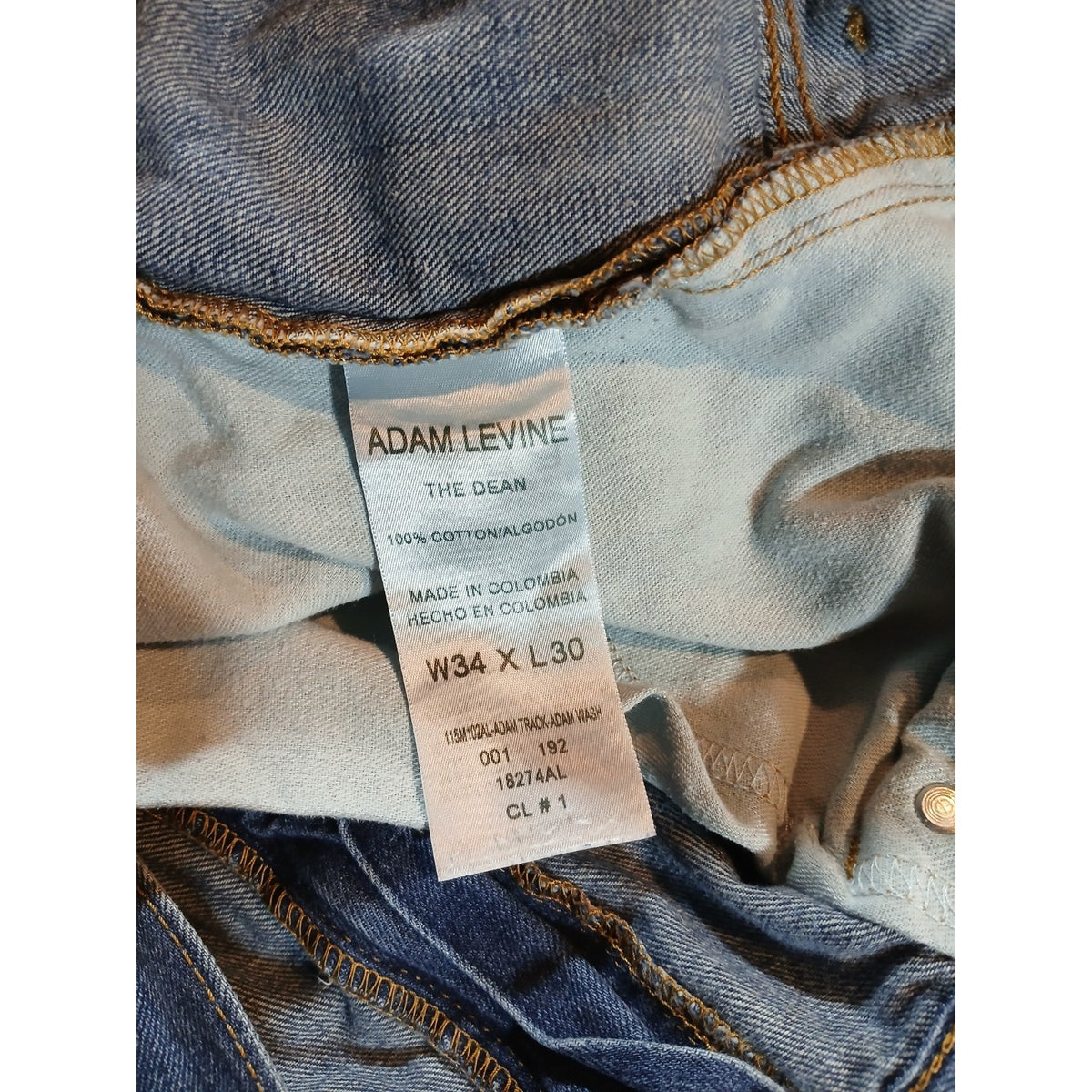 Adam Levine (34x30) Men's Relaxed Straight Blue Denim Jeans