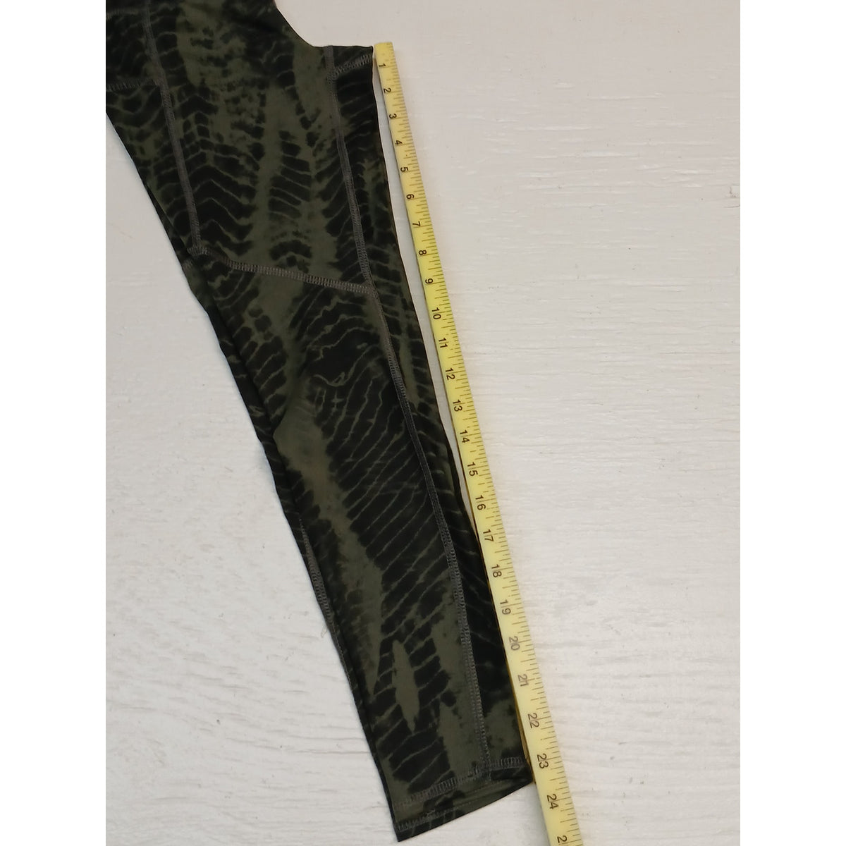 Evolution & Creation (S) Camo High Rise Athletic Leggings